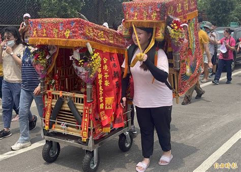 家裡供奉媽祖